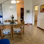 In Con Piscina Apartman