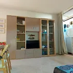 Apartman In Con Piscina