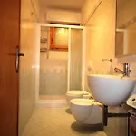 Apartman In Con Piscina Marina di Bibbona