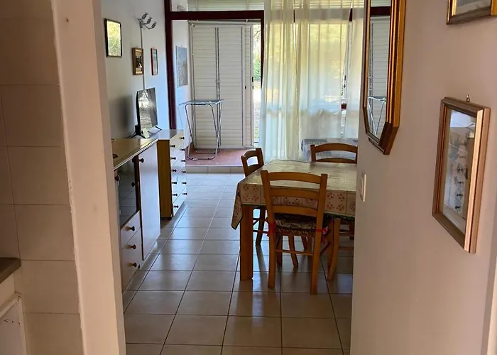 Apartment In Con Piscina