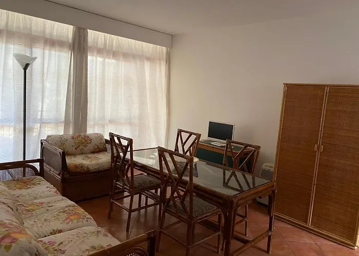 Apartment In Con Piscina Marina Di Bibbona